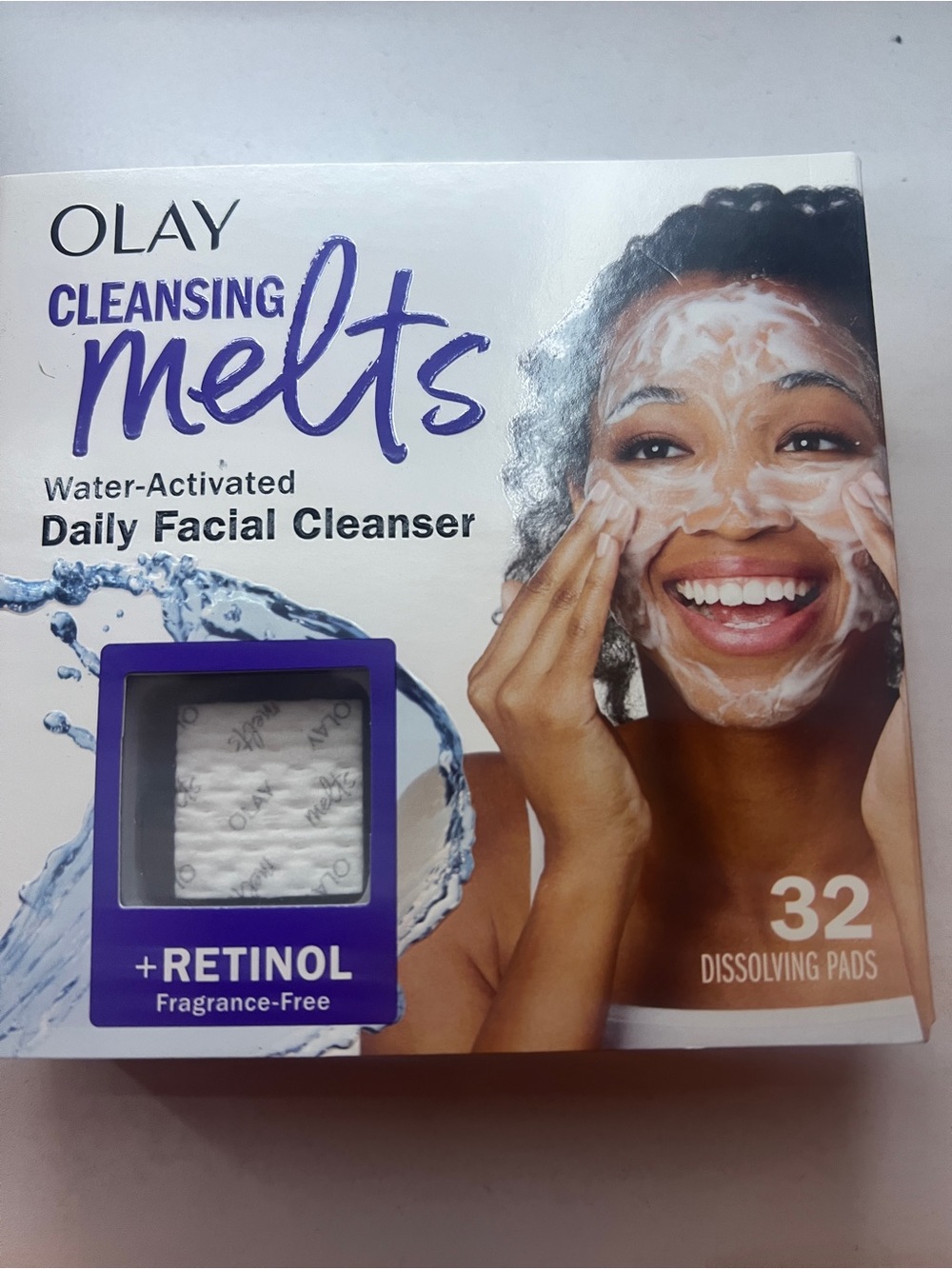 OLAY Cleansing Melts Water-Activated Daily Facial Cleanser with Retinol NEW